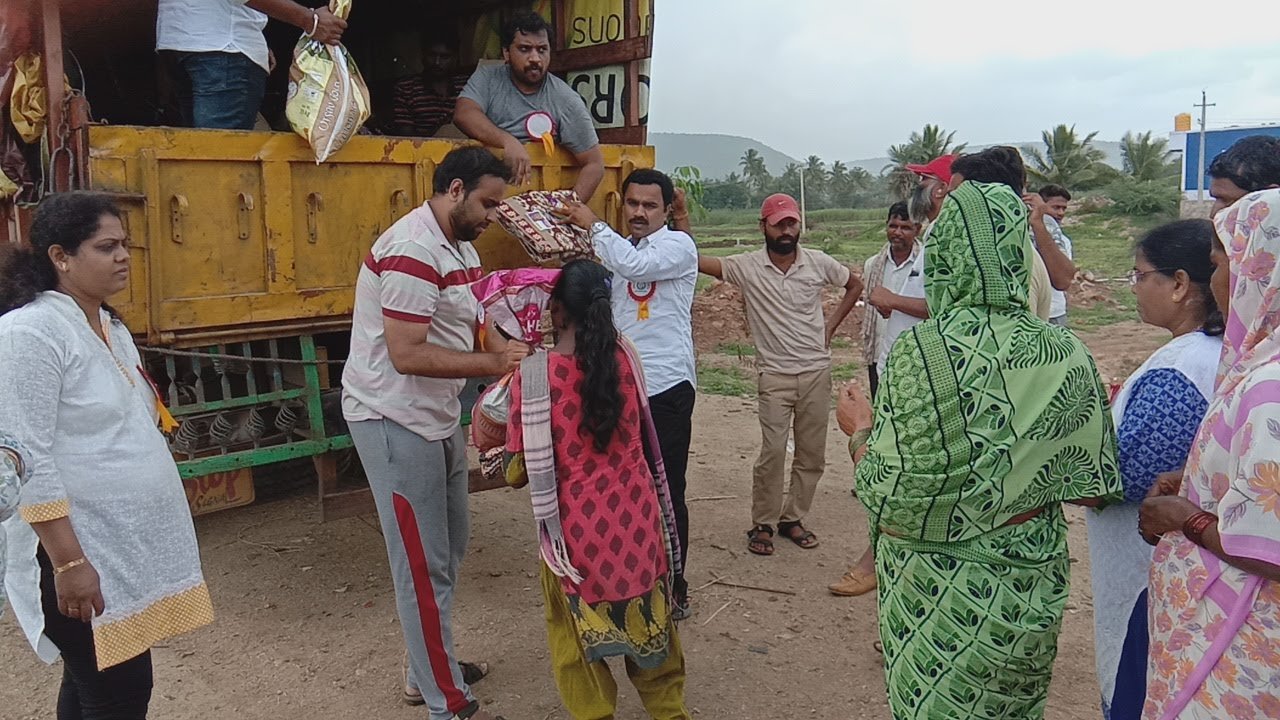 Flood relief distribution at Gokak